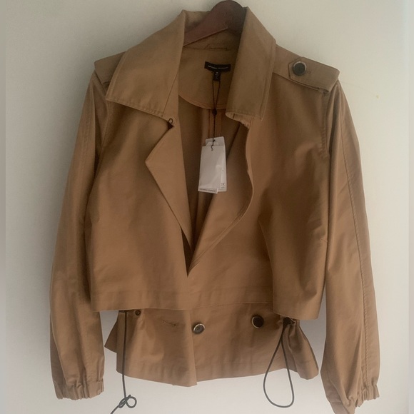 UNIVERSAL STANDARD Leonard Cropped Trench Coat - Size M - Tan - NWT IN STORE NOW - Picture 2 of 4